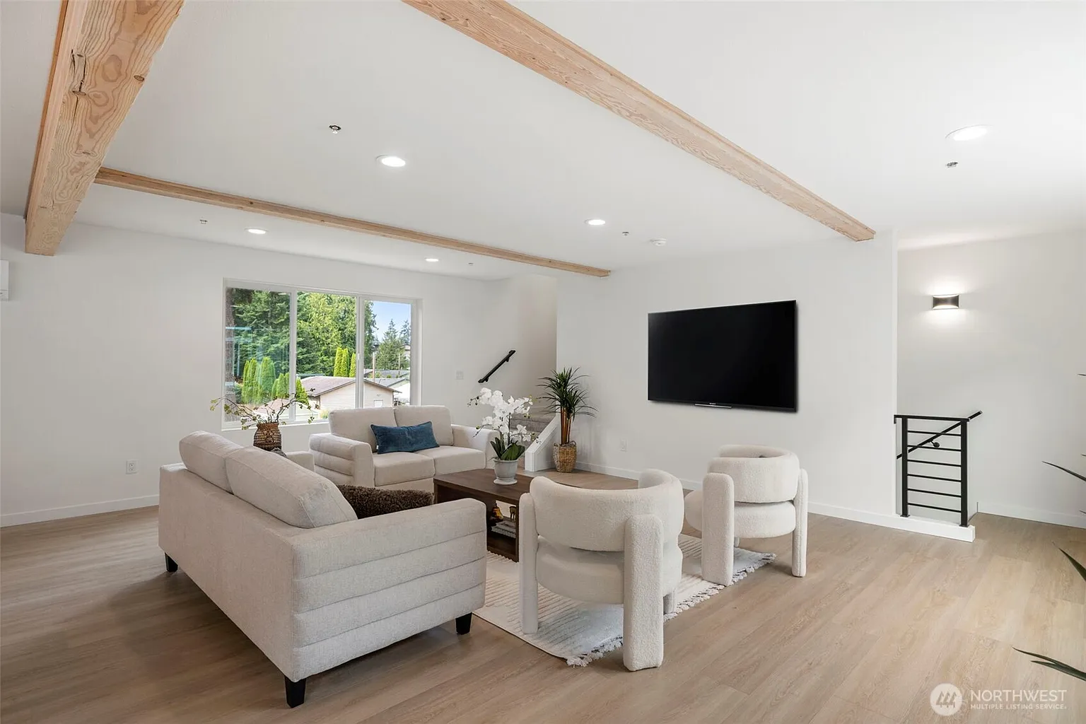 19505 Damson Road #C1, Lynnwood, WA 98036