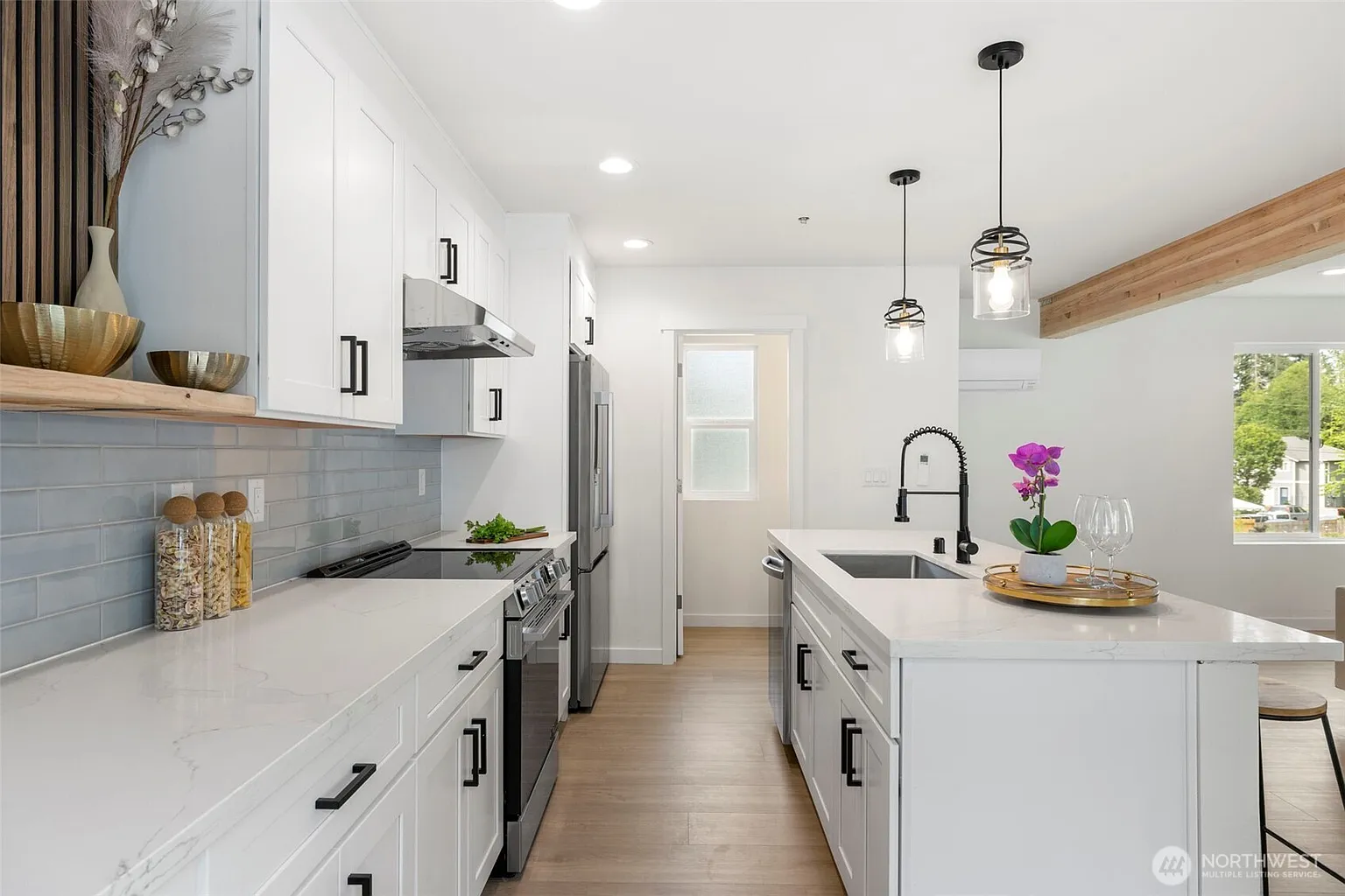 19505 Damson Road #C1, Lynnwood, WA 98036