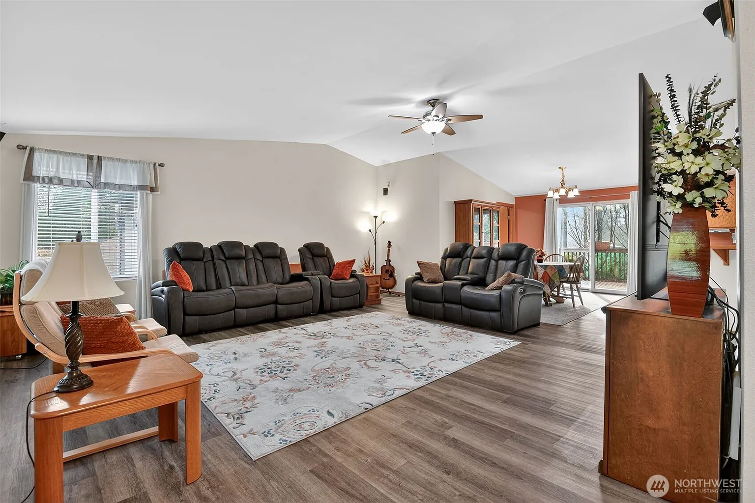 2830 SW Christmas Tree Lane, Port Orchard, WA 98367