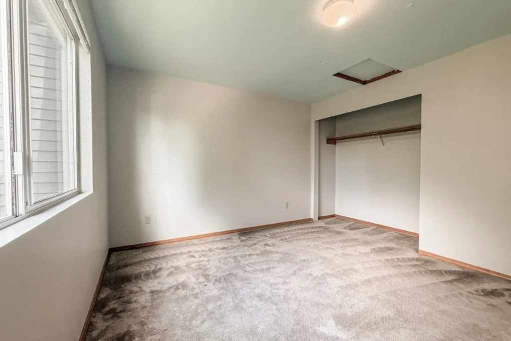 Professionally staged living room in a Lynnwood home listing